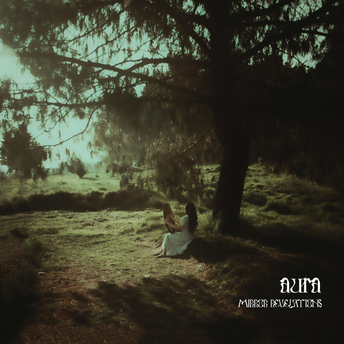 Mirror Revelations - Aura